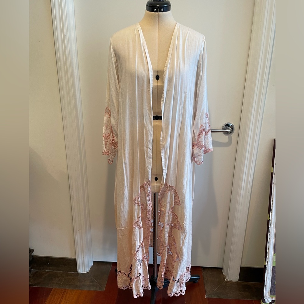 Salt + Grace Jagger Kimono Embroidered Coverup O/S